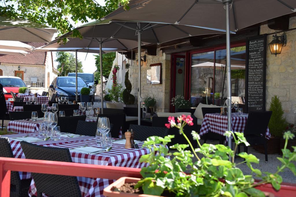 Le Petit Relais 호텔 Calès 외부 사진